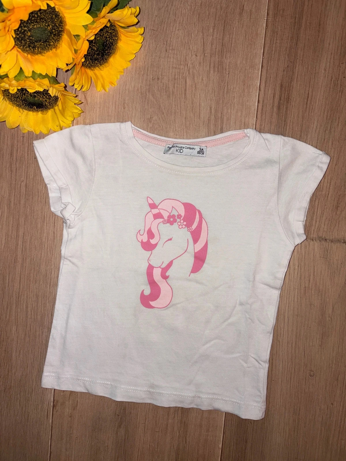 Unicorn white FPC short sleeve t-shirt size 3 years – photo 2